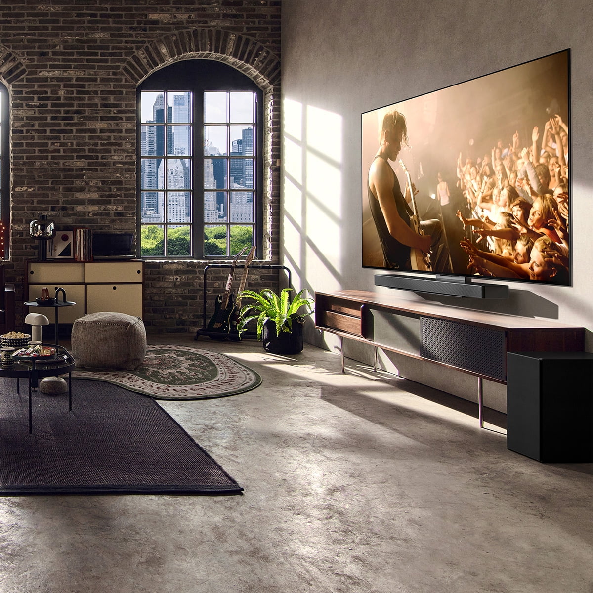 LG 77" 4K UHD OLED Smart TV with Dolby Vision C3 Series F2282