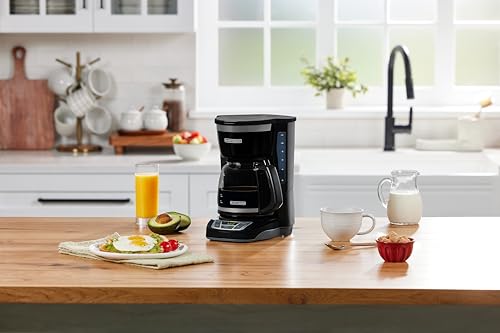 BLACK+DECKER 12-Cup Programmable Digital Coffee Maker, Black D647511
