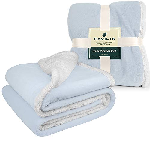 PAVILIA US Flag Throw Blanket for Sofa Couch Bed, Soft Microfiber Sherpa Fleece Reversible, 50 x 60 Inches W6859
