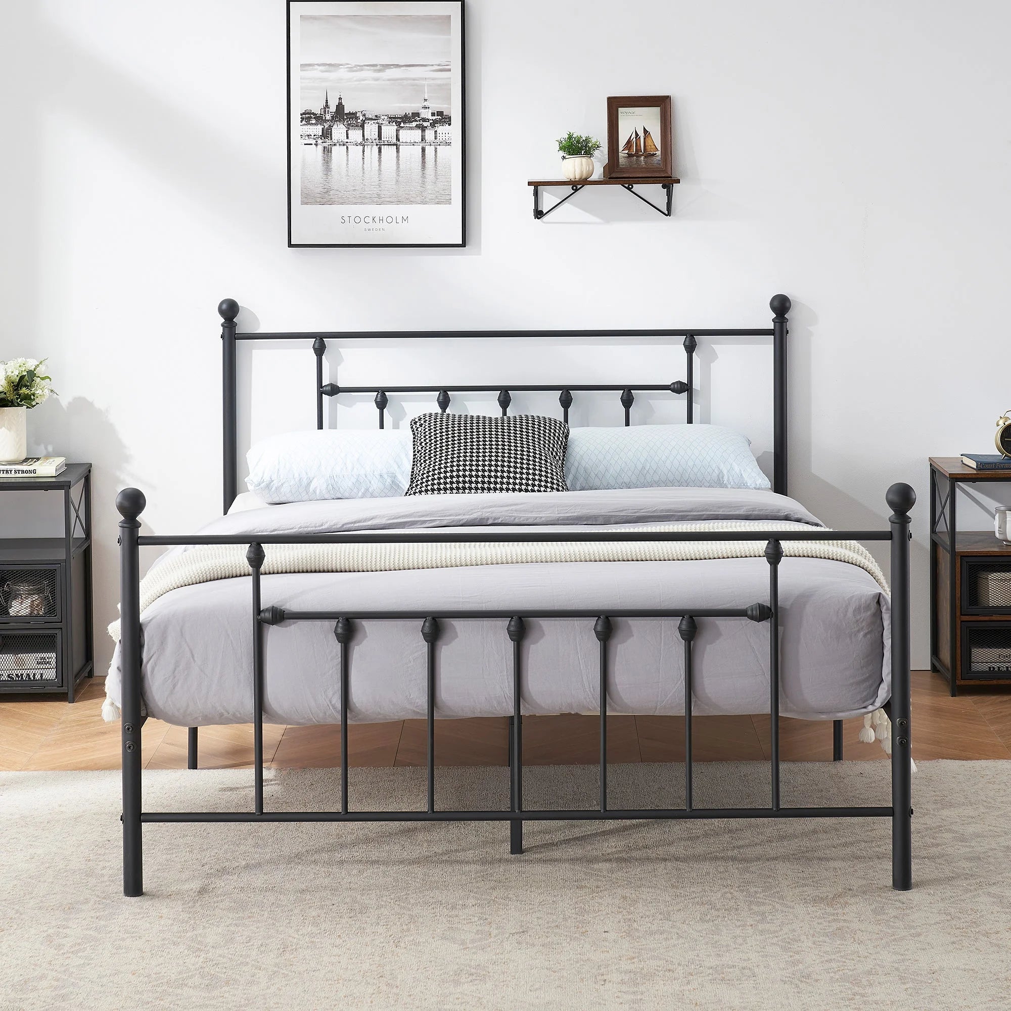 VECELO Queen Size Metal Bed Frame with Headboard and Footboard I839797