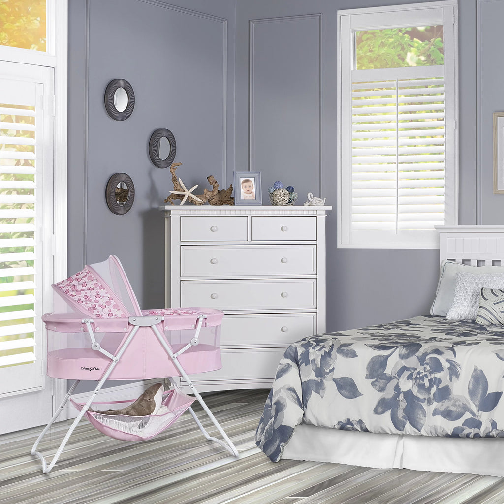 Dream On Me Karley Bassinet Pink T2365