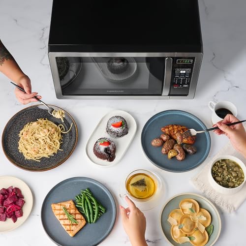 Farberware Countertop Microwave 1000W 1.1 cu ft Black Stainless Steel P5805