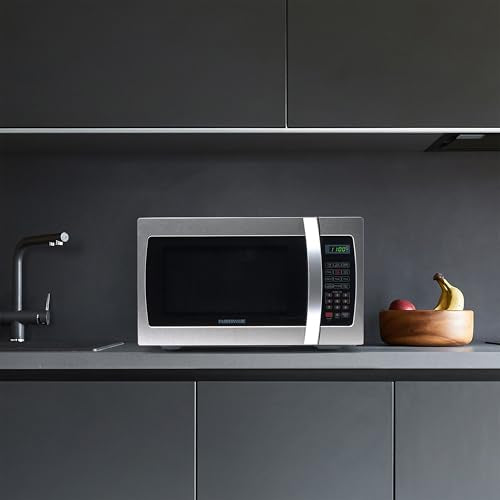 Farberware Countertop Microwave 1000W 1.1 cu ft Black Stainless Steel P5805