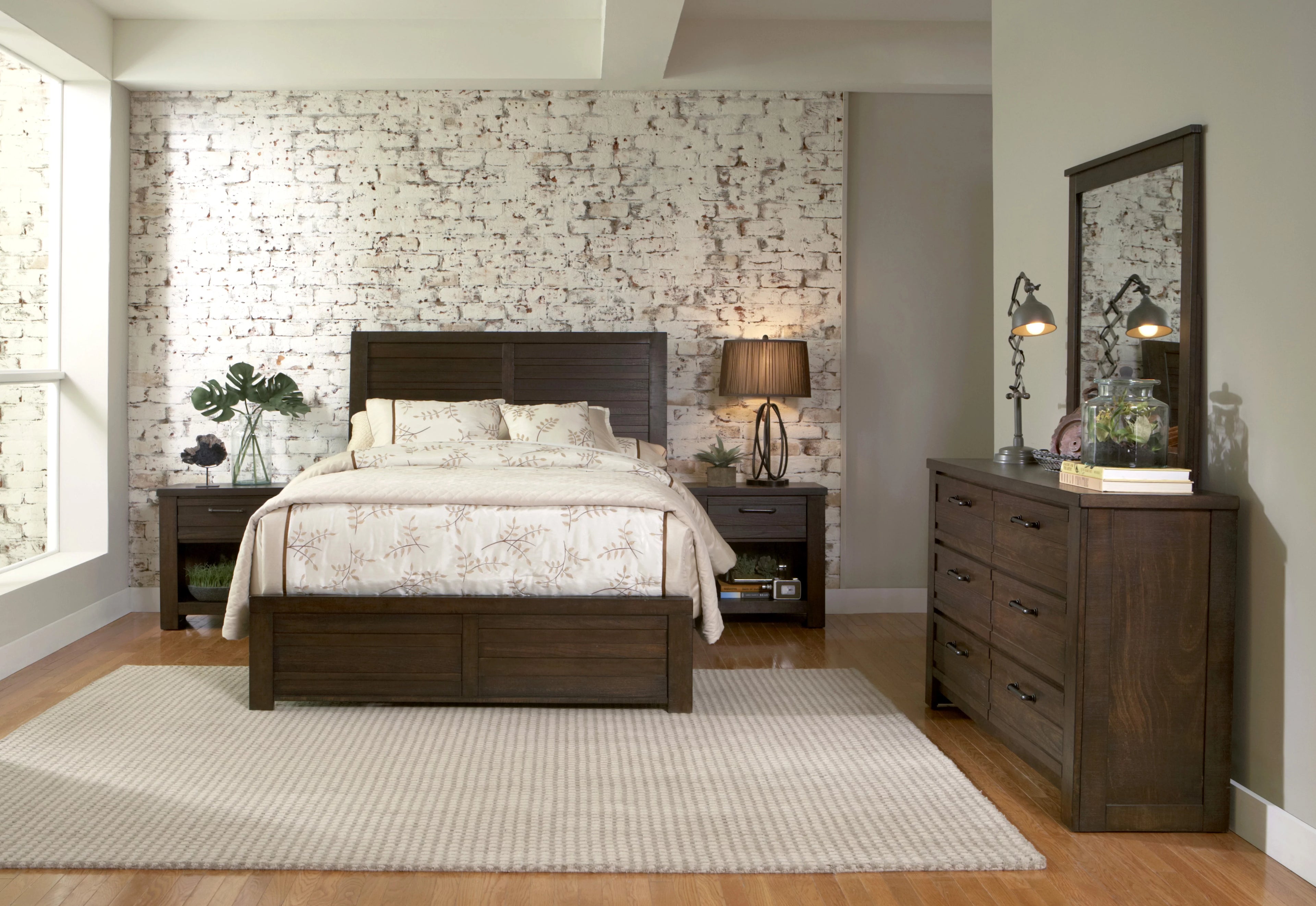 Sedona Transitional Wood Bedroom Set Queen with Dresser and Mirror H29321