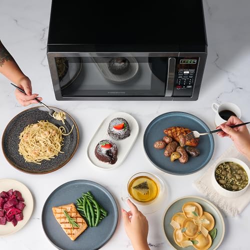Farberware Countertop Microwave 1000W 1.1 cu ft Black Stainless Steel P5805