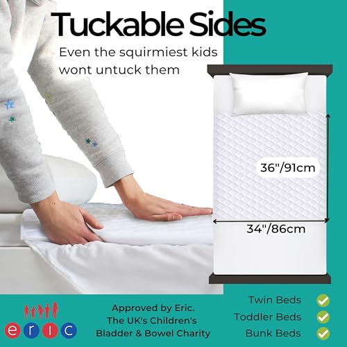 Hygge Sheets® Potty Training Pee Pads for Kids, Toddlers - 100% Waterproof, Non Slip, Washable, Dinosaur P67400